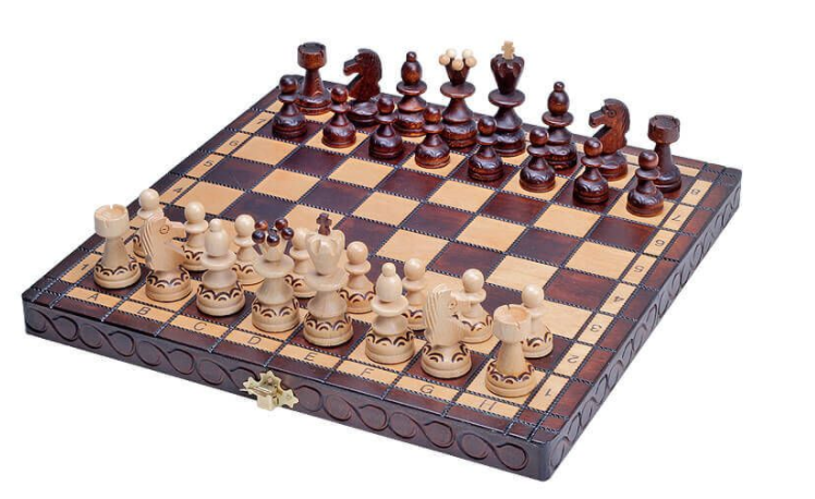 Small Pearl Chess Set